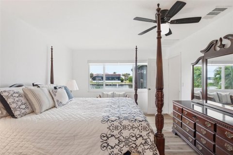 Villa ou maison à vendre à Port Charlotte, Floride: 3 chambres, 160.91 m2 № 2150360 - photo 5