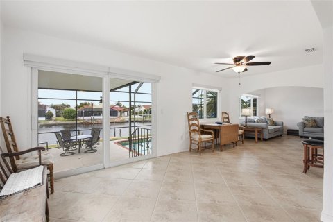 Villa ou maison à vendre à Port Charlotte, Floride: 3 chambres, 160.91 m2 № 2150360 - photo 21