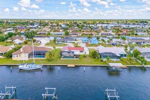 Villa ou maison à vendre à Port Charlotte, Floride: 3 chambres, 160.91 m2 № 2150360 - photo 9