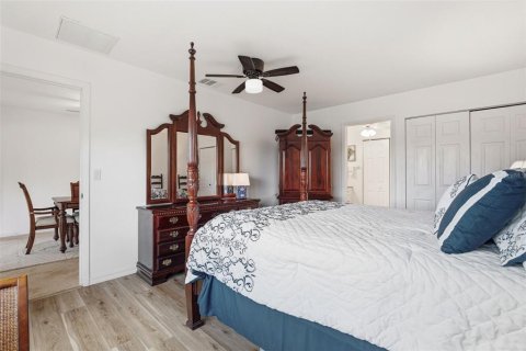 Villa ou maison à vendre à Port Charlotte, Floride: 3 chambres, 160.91 m2 № 2150360 - photo 22