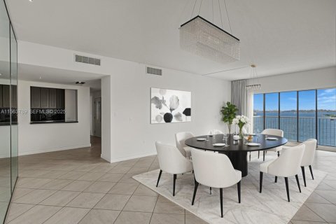 Copropriété à vendre à Sunny Isles Beach, Floride: 3 chambres, 145.86 m2 № 2035720 - photo 3