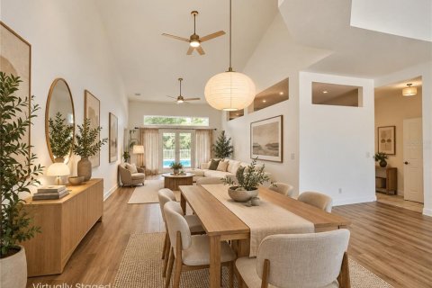 House in Seminole, Florida 5 bedrooms, 284 sq.m. № 2304524 - photo 5