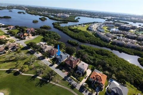 House in Seminole, Florida 5 bedrooms, 284 sq.m. № 2304524 - photo 14