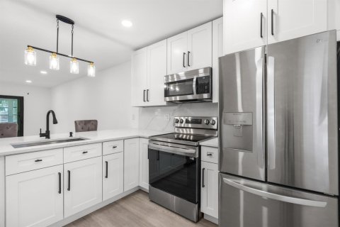Condo in Delray Beach, Florida, 2 bedrooms  № 2190776