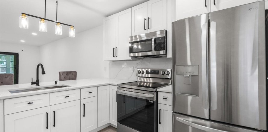 Condo in Delray Beach, Florida, 2 bedrooms  № 2190776