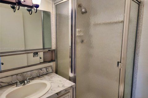 Copropriété à vendre à Lauderdale Lakes, Floride: 2 chambres, 87.7 m2 № 2038181 - photo 24