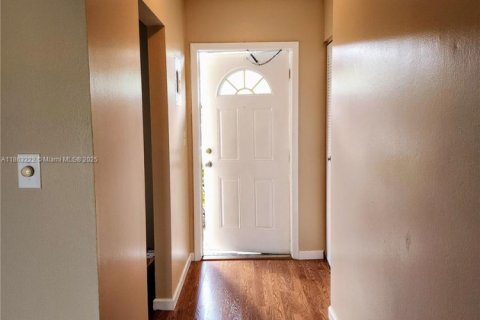 Copropriété à vendre à Lauderdale Lakes, Floride: 2 chambres, 87.7 m2 № 2038181 - photo 27