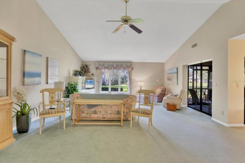 House in Sarasota, Florida 3 bedrooms, 226.03 sq.m. № 1547203 - photo 7