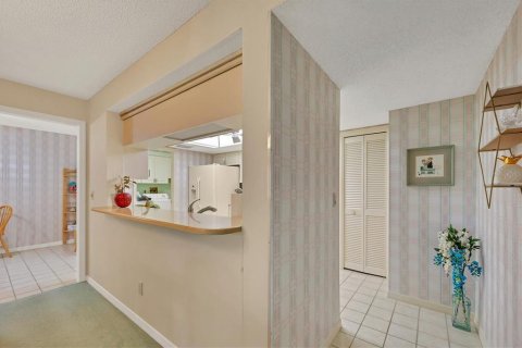House in Sarasota, Florida 3 bedrooms, 226.03 sq.m. № 1547203 - photo 13