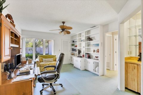 House in Sarasota, Florida 3 bedrooms, 226.03 sq.m. № 1547203 - photo 25