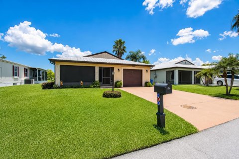 Villa ou maison à vendre à St. Lucie, Floride: 2 chambres, 131.83 m2 № 2189189 - photo 4