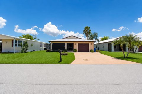 Villa ou maison à vendre à St. Lucie, Floride: 2 chambres, 131.83 m2 № 2189189 - photo 5
