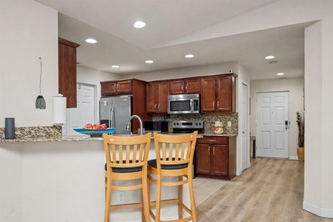 Villa ou maison à vendre à St. Lucie, Floride: 2 chambres, 131.83 m2 № 2189189 - photo 15