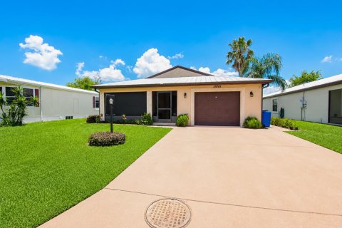 Villa ou maison à vendre à St. Lucie, Floride: 2 chambres, 131.83 m2 № 2189189 - photo 2