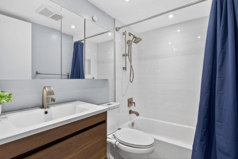 Купить кондоминиум в Тамарак, Флорида 4 комнаты, 112.88м2, № 2187195 - фото 18