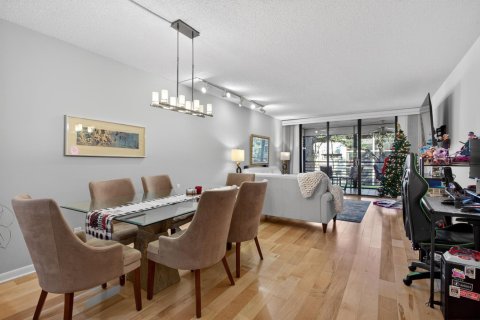 Купить кондоминиум в Тамарак, Флорида 4 комнаты, 112.88м2, № 2187195 - фото 14