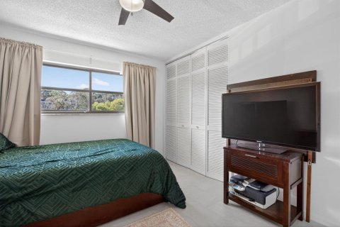 Купить кондоминиум в Тамарак, Флорида 4 комнаты, 112.88м2, № 2187195 - фото 16