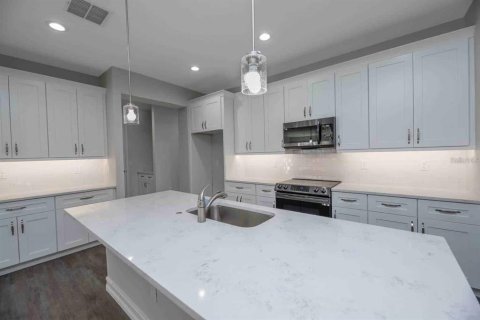 Villa ou maison à vendre à Ocala, Floride: 4 chambres, 224.08 m2 № 2230630 - photo 2