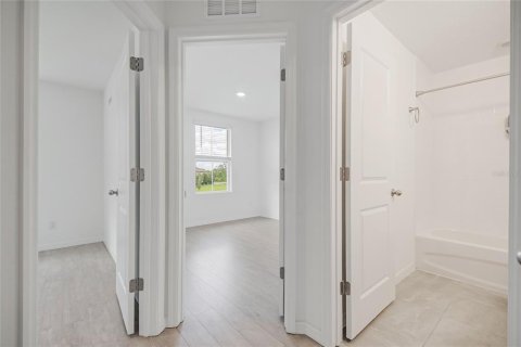 Townhouse in Davenport, Florida 3 bedrooms, 150.69 sq.m. № 2384126 - photo 30