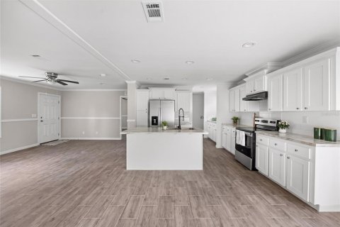 House in Lake Butler, Florida 3 bedrooms, 118.91 sq.m. № 2393695 - photo 23