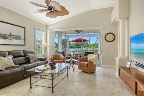 House in University Park, Florida 2 bedrooms, 149.57 sq.m. № 2391438 - photo 13