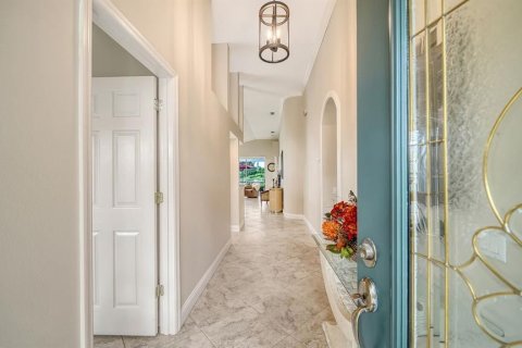 House in University Park, Florida 2 bedrooms, 149.57 sq.m. № 2391438 - photo 4