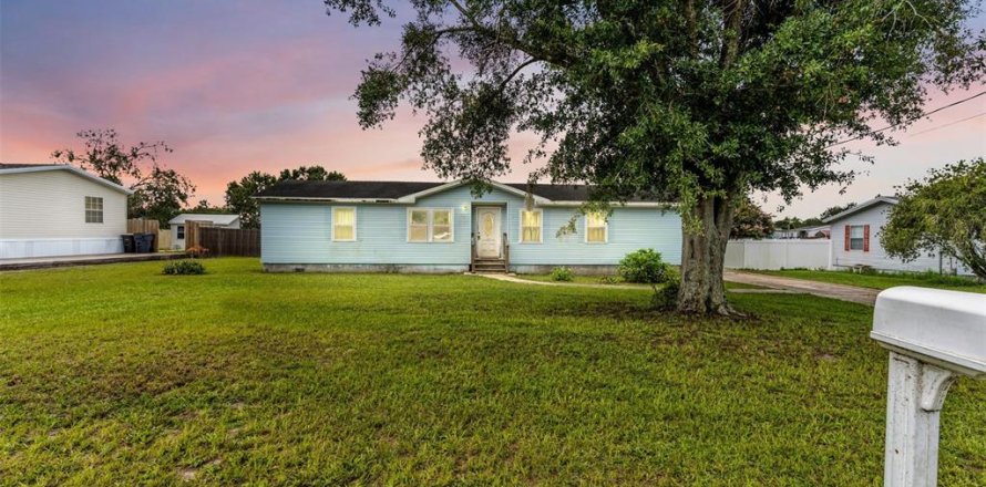 Villa ou maison à Mulberry, Floride 3 chambres, 119.19 m2 № 2285371