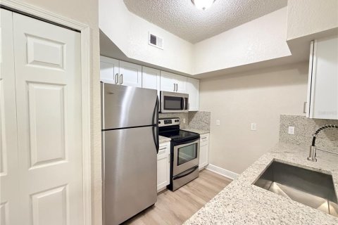 Studio in the Condo in Orlando, Florida  № 2219069 - photo 5