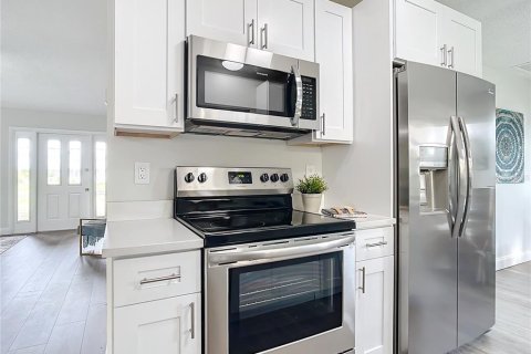 Casa en alquiler en North Port, Florida, 3 dormitorios, 108.23 m2 № 1379829 - foto 5