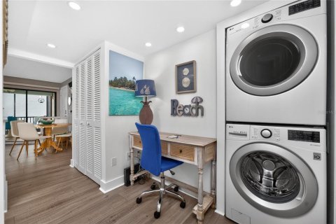 Copropriété à vendre à Englewood, Floride: 2 chambres, 92.25 m2 № 2109843 - photo 25