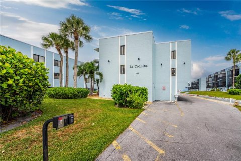 Copropriété à vendre à Englewood, Floride: 2 chambres, 92.25 m2 № 2109843 - photo 2