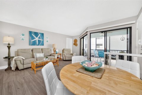 Copropriété à vendre à Englewood, Floride: 2 chambres, 92.25 m2 № 2109843 - photo 19