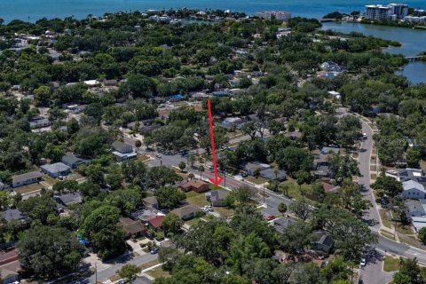 House in Clearwater, Florida 3 bedrooms, 117.89 sq.m. № 2150898 - photo 27