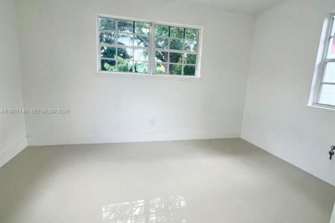 Villa ou maison à louer à Miami, Floride: 3 chambres № 2006186 - photo 8