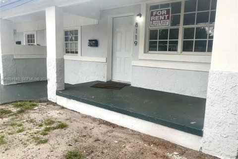 Villa ou maison à louer à Miami, Floride: 3 chambres № 2006186 - photo 14