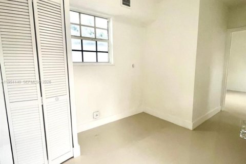 Villa ou maison à louer à Miami, Floride: 3 chambres № 2006186 - photo 9