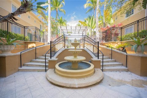 Adosado en venta en Aventura, Florida, 3 dormitorios, 134.71 m2 № 1811113 - foto 5
