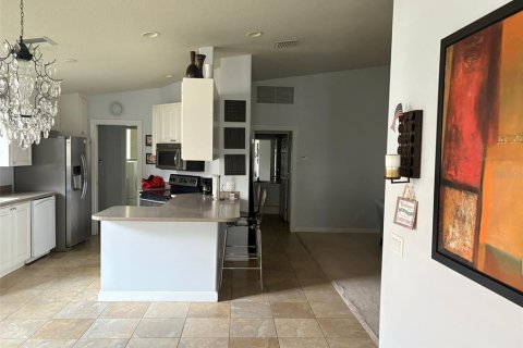 House in Orlando, Florida 3 bedrooms, 156.08 sq.m. № 1903250 - photo 3