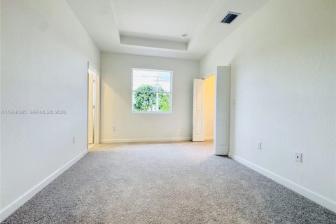 Снять в аренду виллу или дом в Флорида-Сити, Флорида 3 спальни, № 1996005 - фото 10