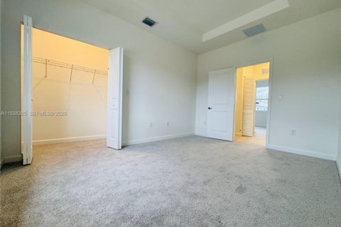 Снять в аренду виллу или дом в Флорида-Сити, Флорида 3 спальни, № 1996005 - фото 11