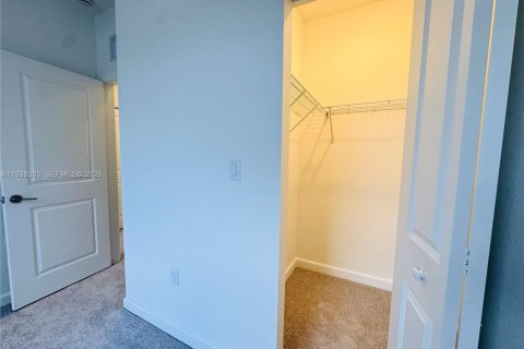 Снять в аренду виллу или дом в Флорида-Сити, Флорида 3 спальни, № 1996005 - фото 14