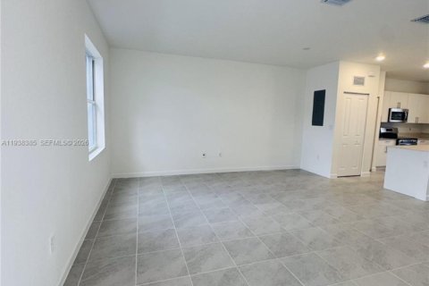 Снять в аренду виллу или дом в Флорида-Сити, Флорида 3 спальни, № 1996005 - фото 7