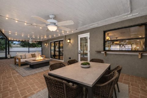 Villa ou maison à vendre à Orlando, Floride: 5 chambres, 230.4 m2 № 2147597 - photo 15