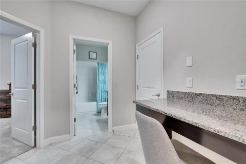 House in Sun City Center, Florida 4 bedrooms, 191.1 sq.m. № 1649414 - photo 23