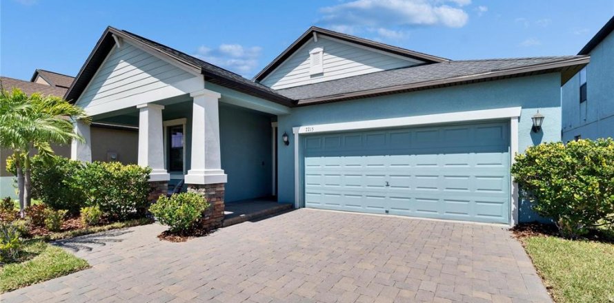 House in Sun City Center, Florida 4 bedrooms, 191.1 sq.m. № 1649414