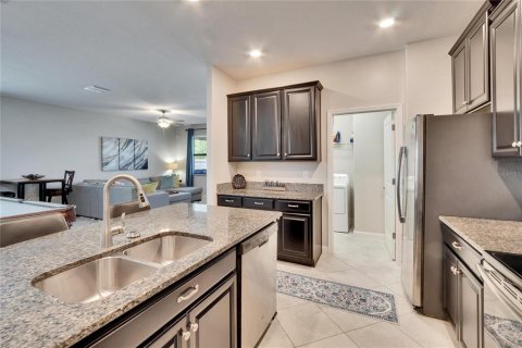 House in Sun City Center, Florida 4 bedrooms, 191.1 sq.m. № 1649414 - photo 8