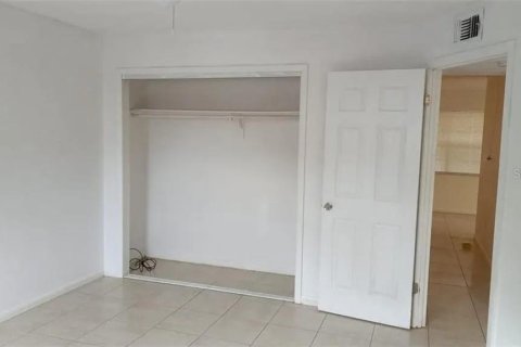 Appartement à louer à Fort Myers, Floride: 2 chambres, 86.21 m2 № 2207960 - photo 19