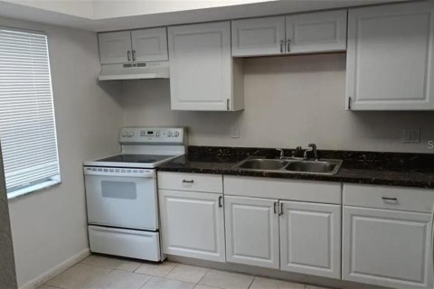 Appartement à louer à Fort Myers, Floride: 2 chambres, 86.21 m2 № 2207960 - photo 11