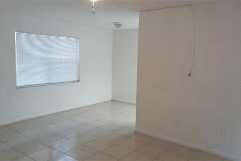 Appartement à louer à Fort Myers, Floride: 2 chambres, 86.21 m2 № 2207960 - photo 6