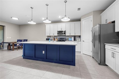 House in North Port, Florida 4 bedrooms, 270.35 sq.m. № 1523546 - photo 15